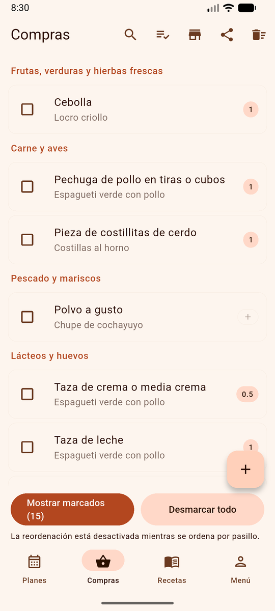 Lista de la compra de DinnerFlow agrupada por pasillos, con la receta de origen bajo cada artículo