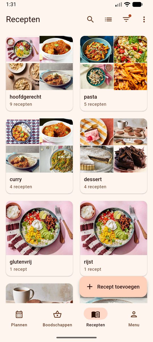De receptenbibliotheek van DinnerFlow, gegroepeerd op label met fotocollages per categorie